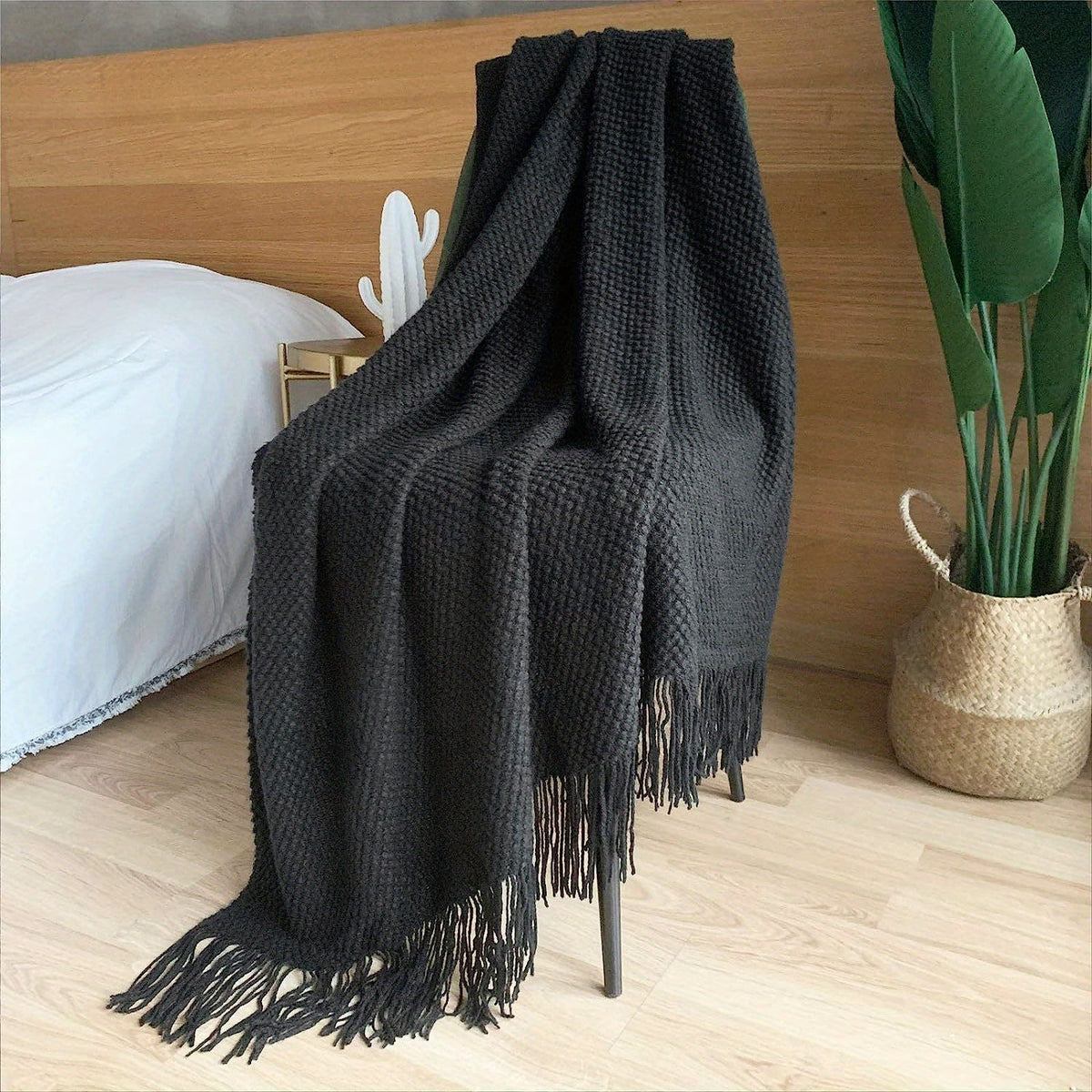 Knitted Throw with Tassels