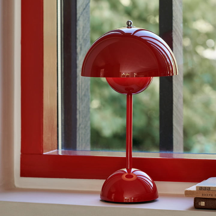 SolarFlare LED Table Lamp
