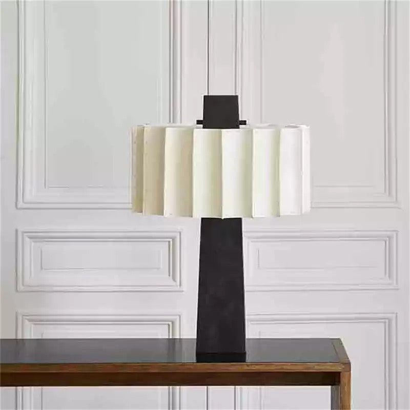Solis Minimalist Table Lamp