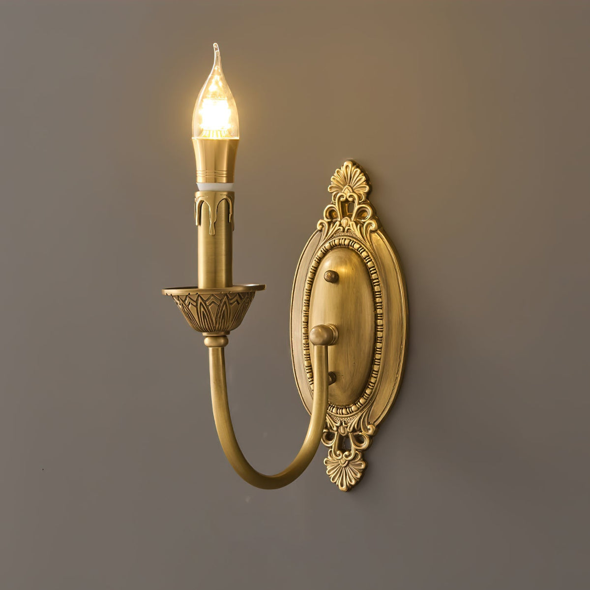 Kazamu Vintage-Style Wall Light – 10 cm length × 18 cm width × 26 cm height / Brass