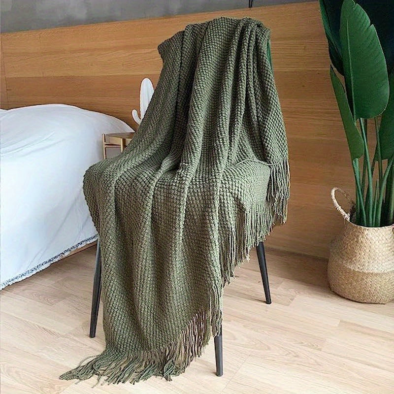 Knitted Throw with Tassels
