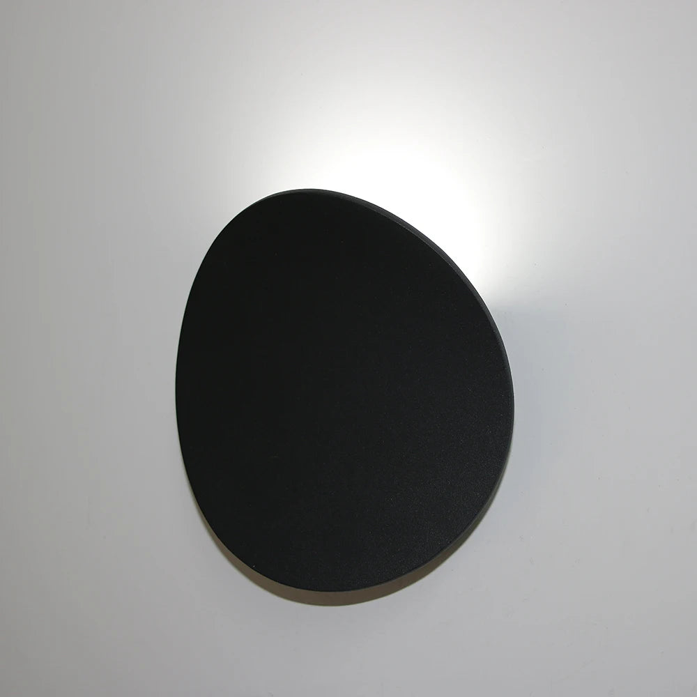 Wall light in an interior, warm white 2700K