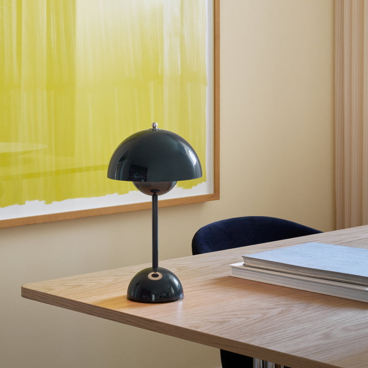 SolarFlare LED Table Lamp