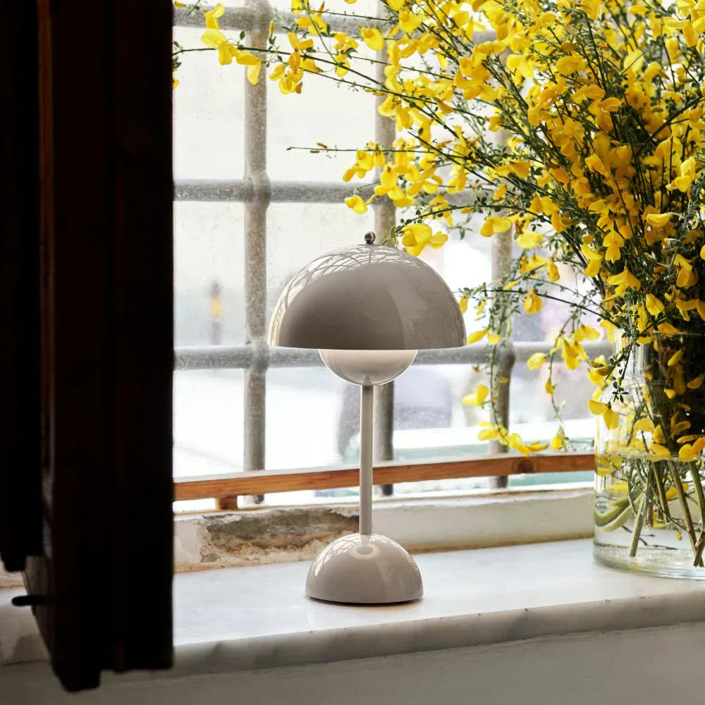 SolarFlare LED Table Lamp