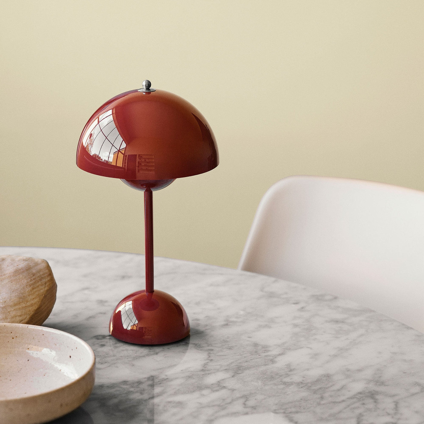 SolarFlare LED Table Lamp
