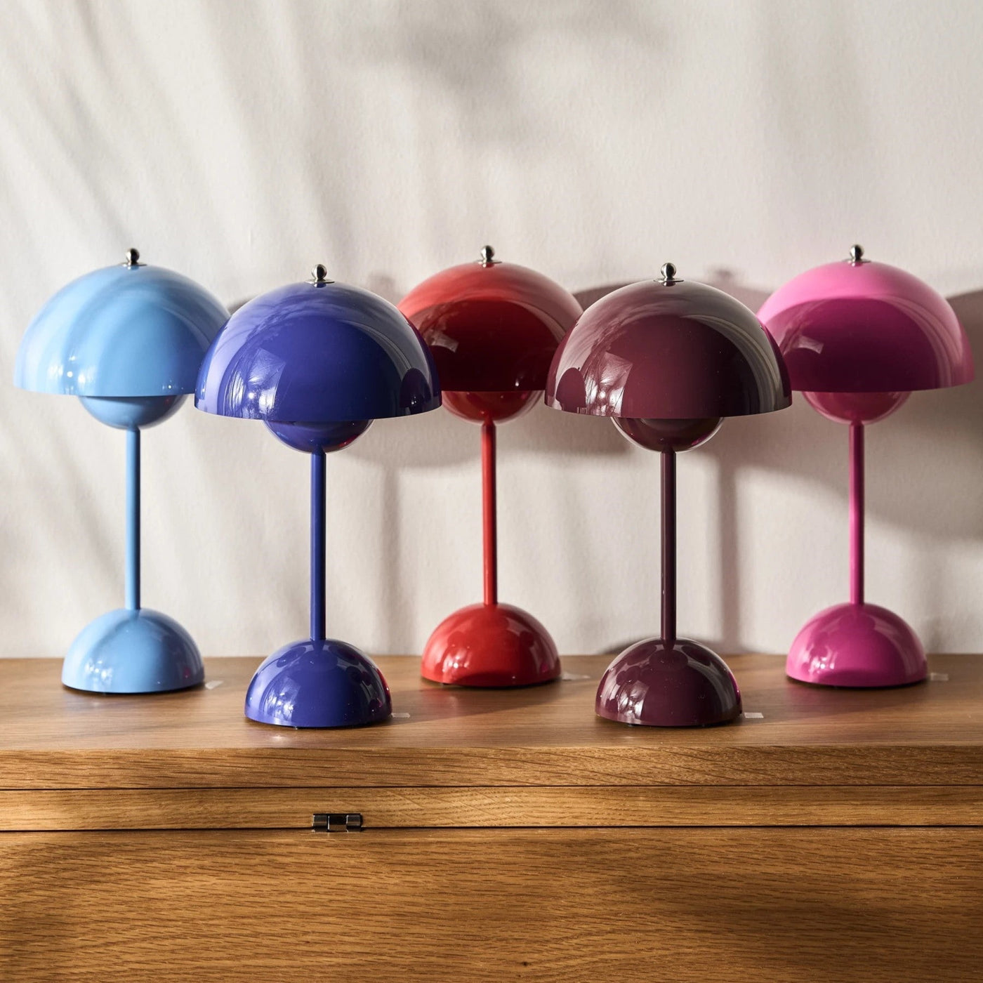 SolarFlare LED Table Lamp
