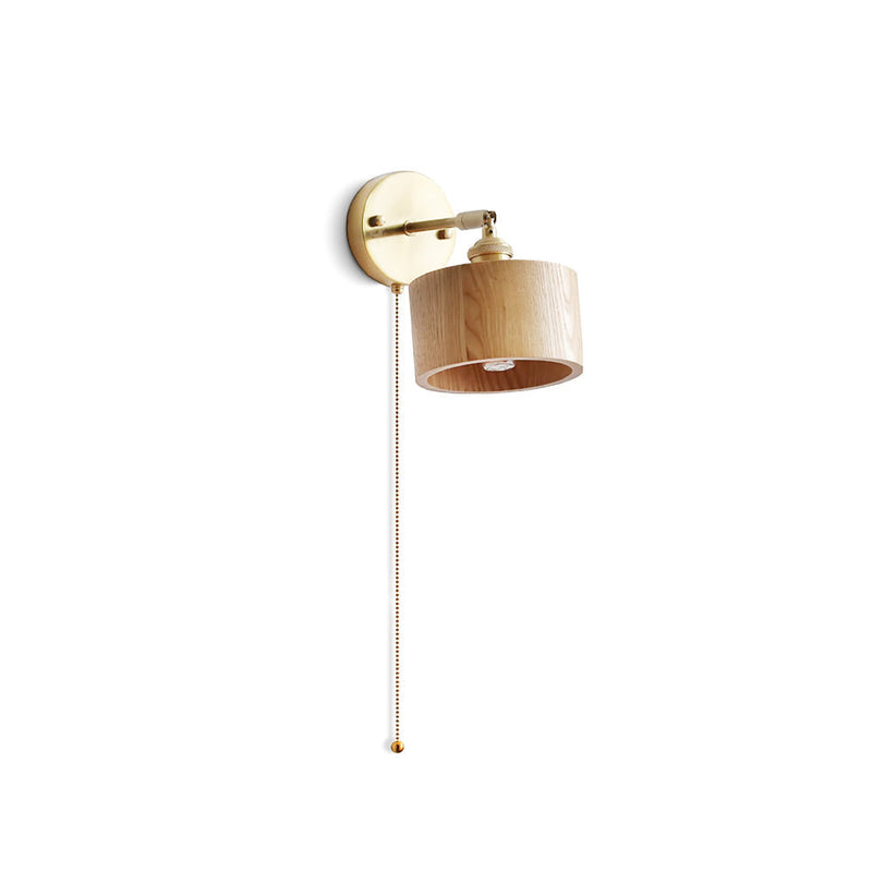 Kazamu Compact Wall Light with Warm Golden Finish