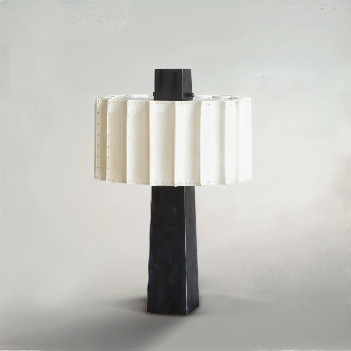 Solis Minimalist Table Lamp