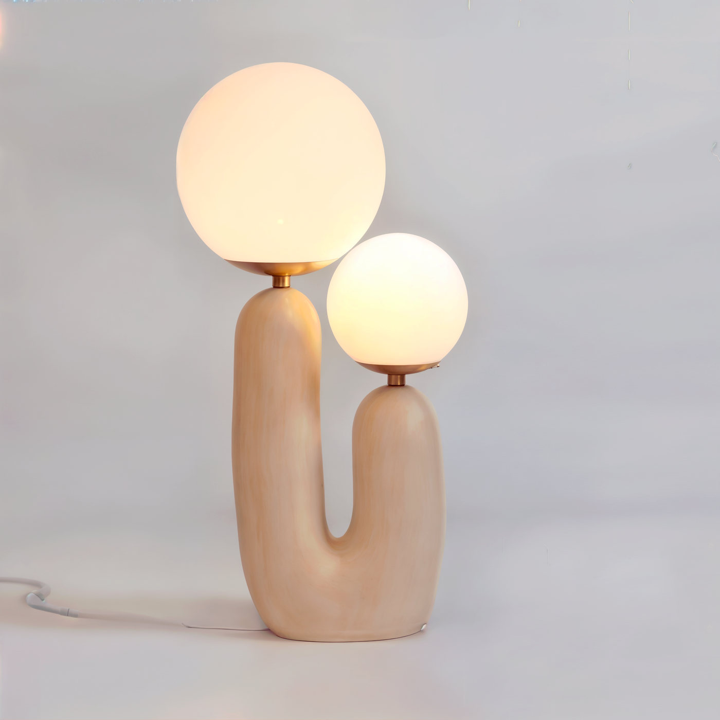 Alva Table Lamp — Resin & Ceramic