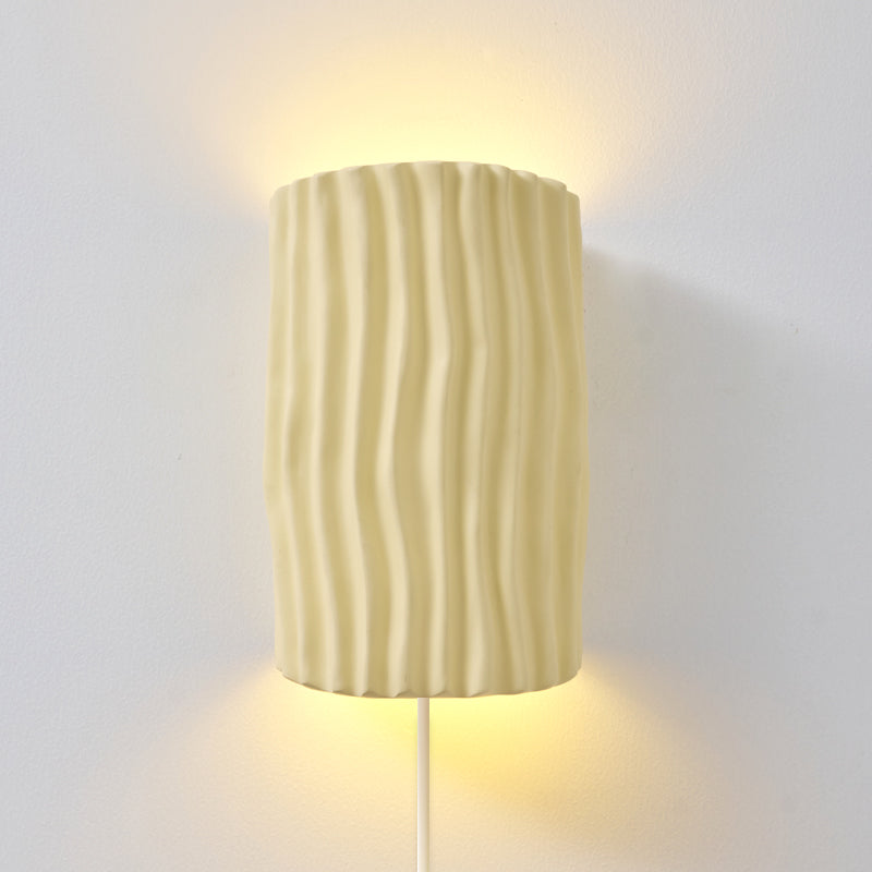 Kazamu Pleated Shade Wall Light in Warm Beige – photo 2