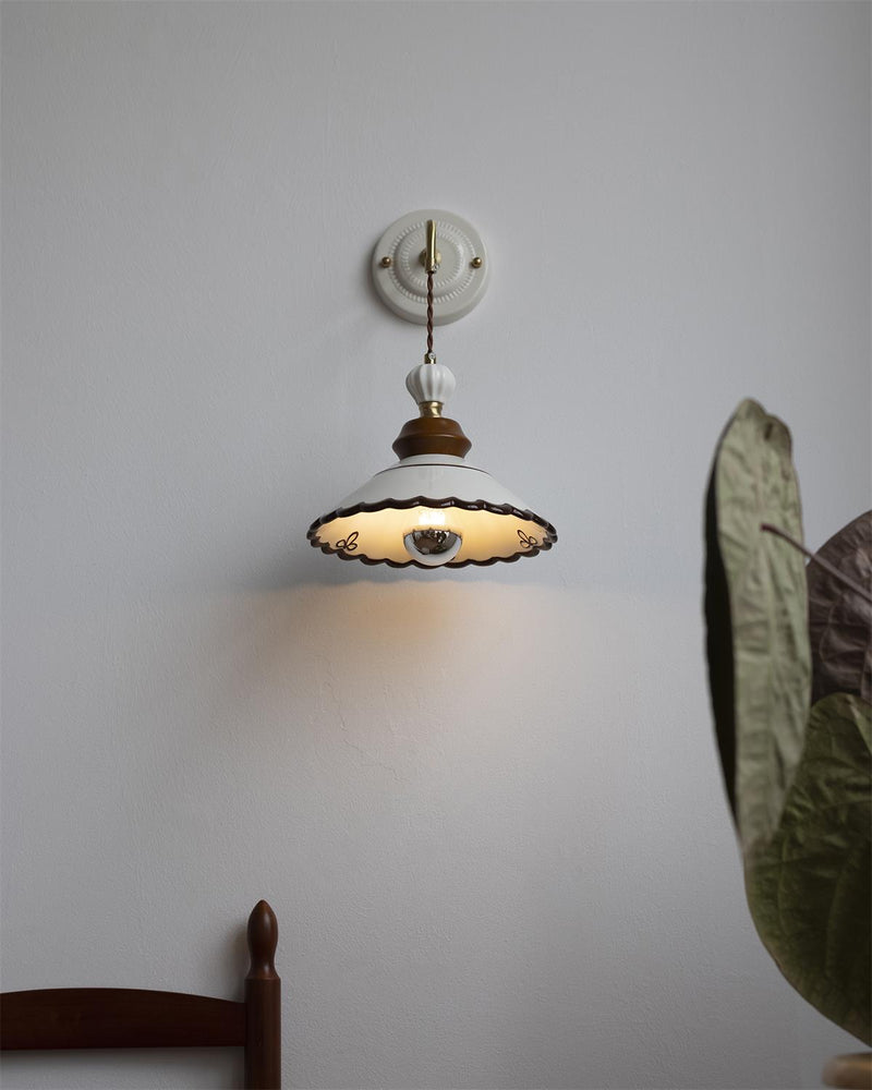 Kazamu Scalloped Downward Wall Light – photo 2